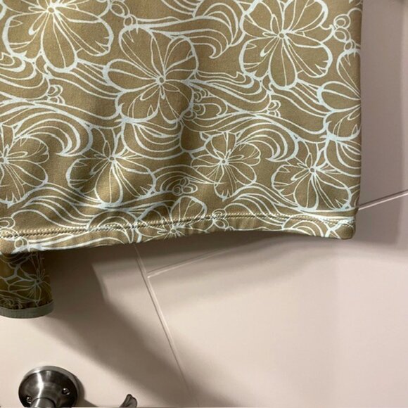 Women's Patagonia Capilene Long Sleeve Base Layer Top Medium Blue Green Floral - Picture 6 of 16